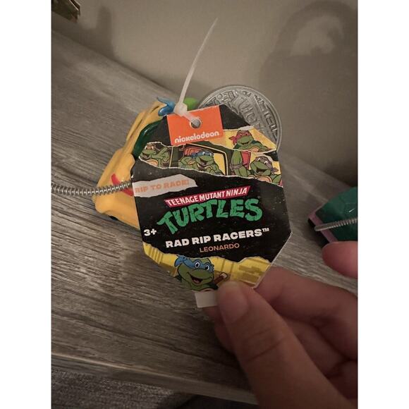 New Lot of 4 Teenage Mutant Ninja Turtles Rad Rip Racers Pull Back Car 2021 - Picture 14 of 16